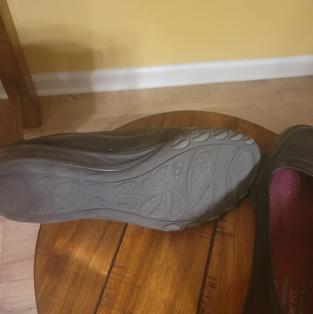 Shoes - Picture 3 of 3